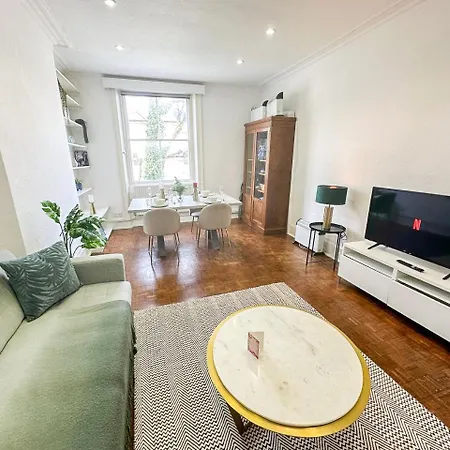 Stylish 2-Bedroom Apartment Near Abbey Road, Maida Vale London Exterior photo