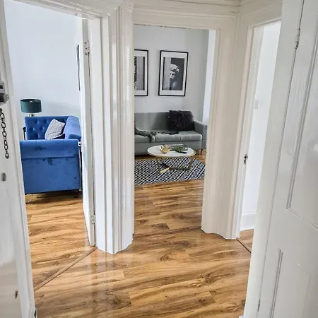 Stylish 2-Bedroom Apartment Near Abbey Road, Maida Vale London Exterior photo