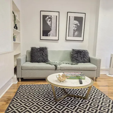 Stylish 2-Bedroom Apartment Near Abbey Road, Maida Vale London Exterior photo