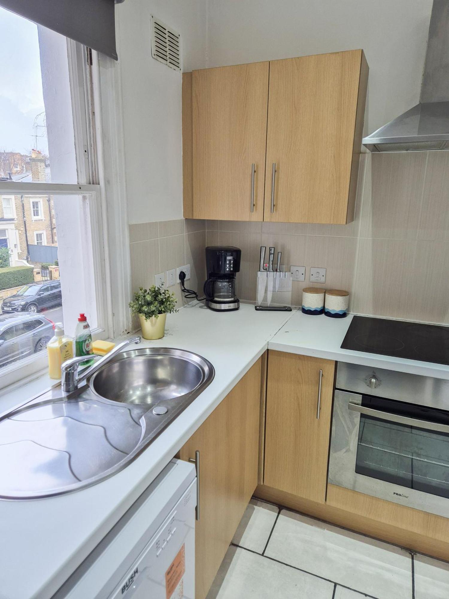 Apartment Stylish 2-bedroom Near Abbey Road, Maida Vale