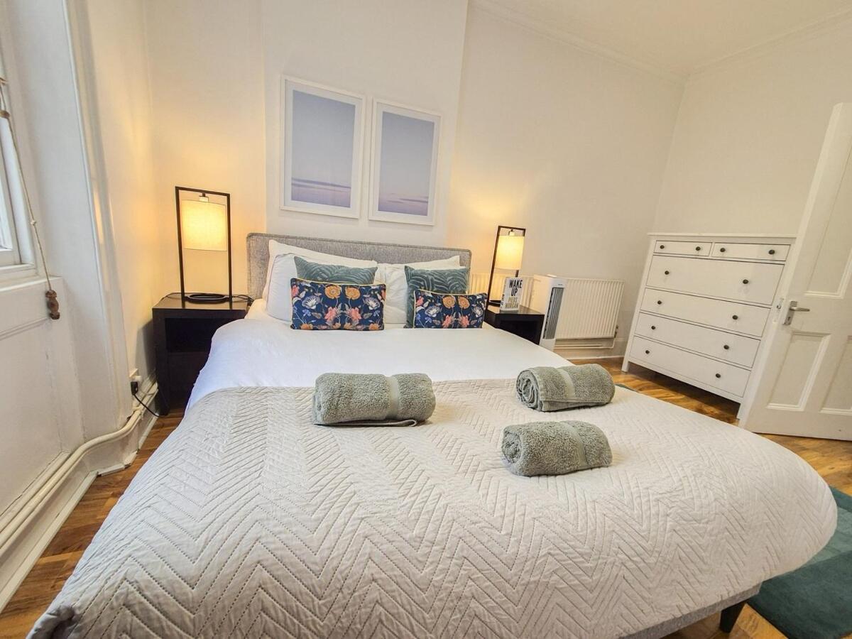 Stylish 2-bedroom Near Abbey Road, Maida Vale Londra